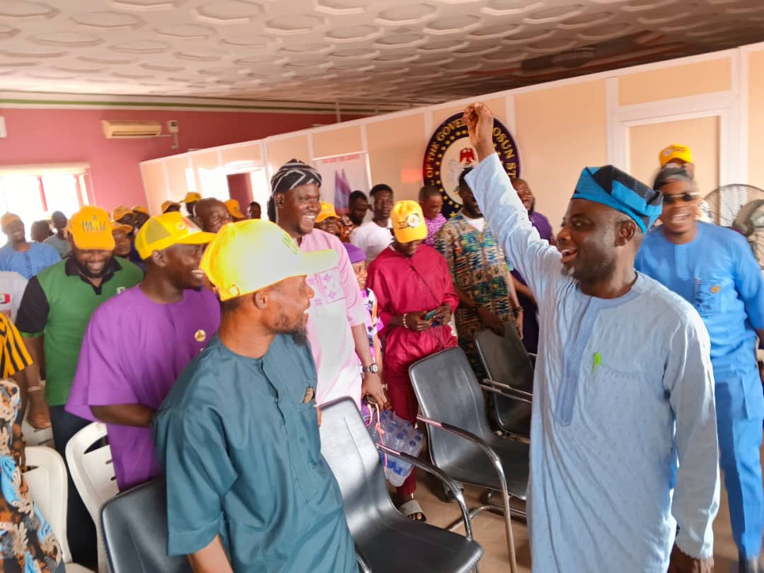 Grassroots Media Team Hosts Information Commissioner, Hails Members as ‘Soldiers in the Battlefield’