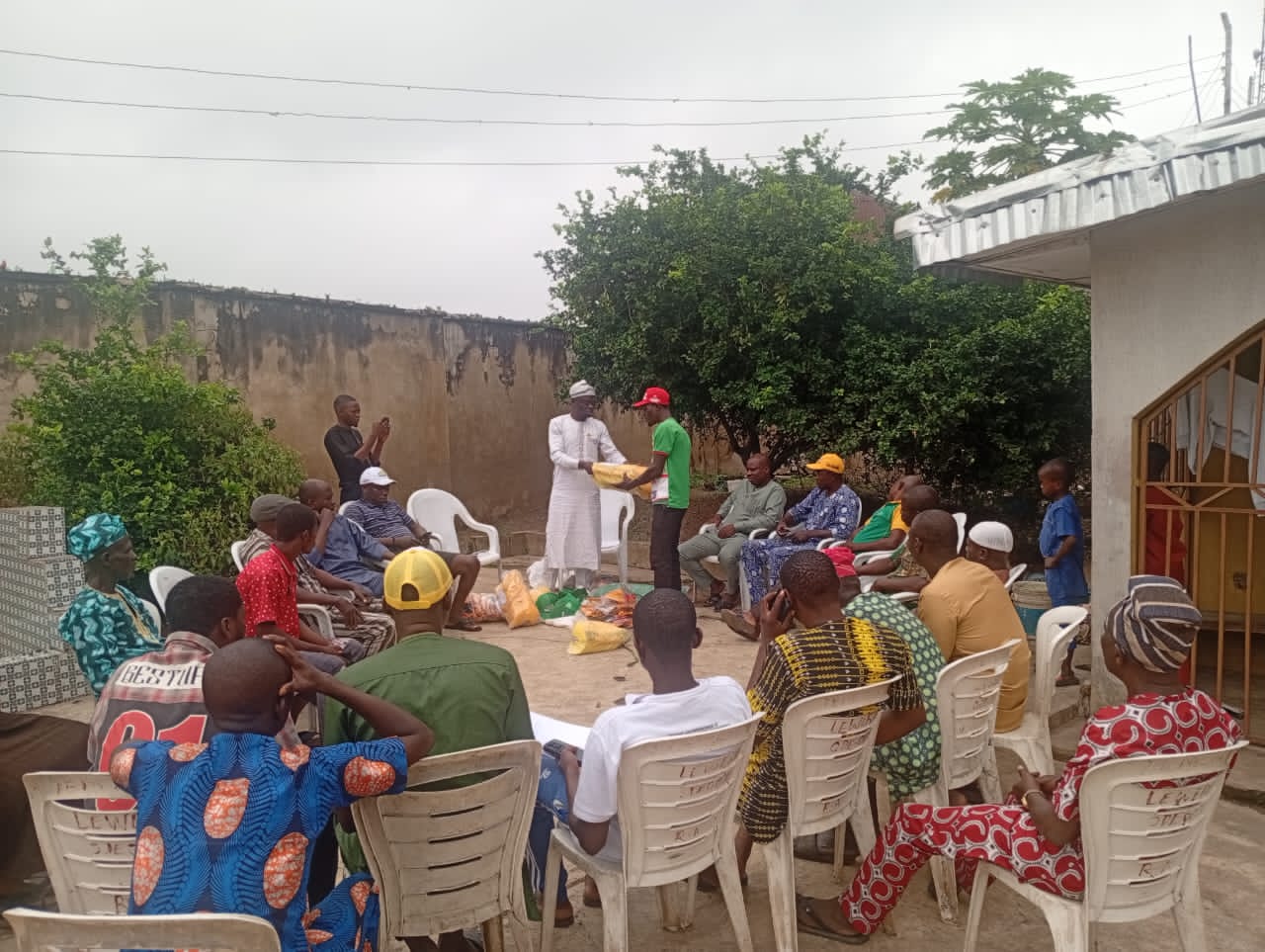 Ahead Of Ayedaade Campaign Rally: Hon. Samakin Oriwo Distributes Campaign Materials, Set To Support Accord Members On Their Businesses